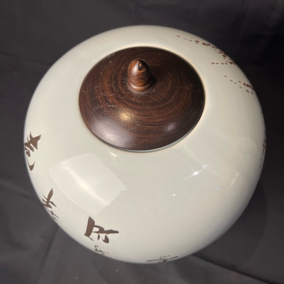 Famille Ceramic Melon Jar , Republic Era , China - Picture 7 of 7